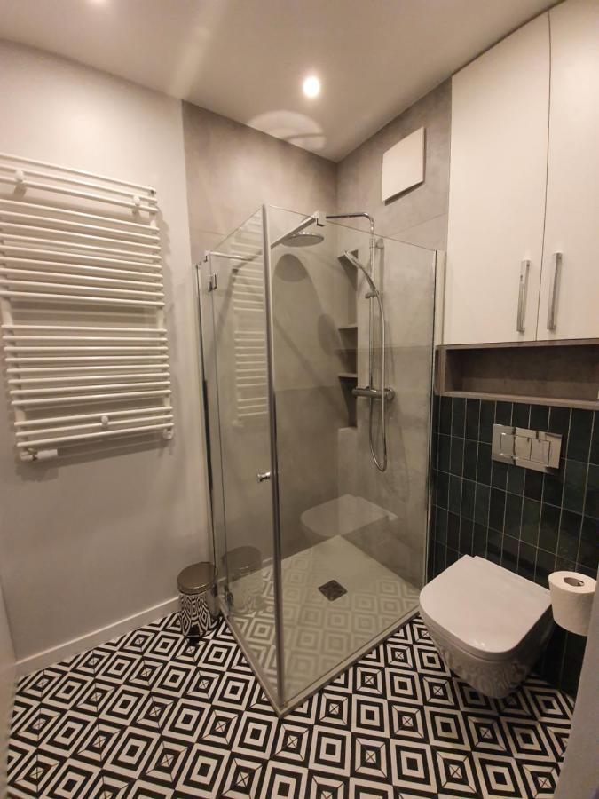 Biznes Metro Bielany Apartment